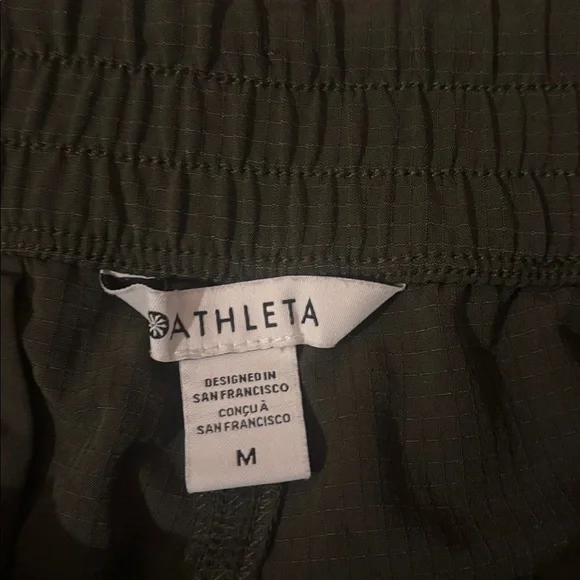 Athleta Dark Green Women's Athletic Shorts - Picture 3 of 6
